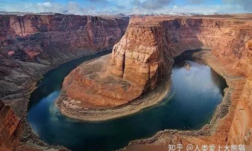 婴儿的脚是向外撇的么-婴儿脚的意思网- 婴儿的脚出生的过程知识,分享婴儿脚丫穴位图片